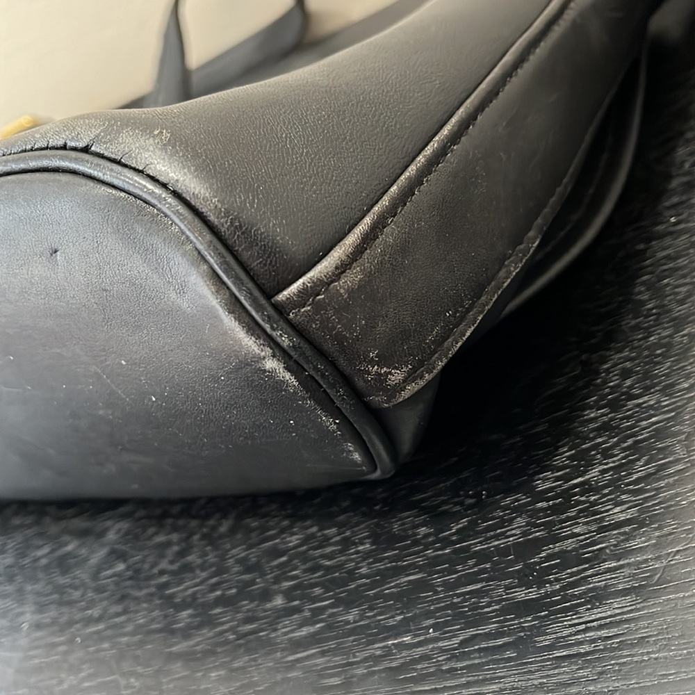 Vintage Black Leather Coach Flap Crossbody Bag - USA 4907 - Picture 14 of 16